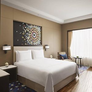 El De Rosewood Near Delhi Airport